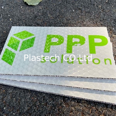 品質  3mm 5mm Fire Retardant PP Honeycomb Board For Surface Shields 工場