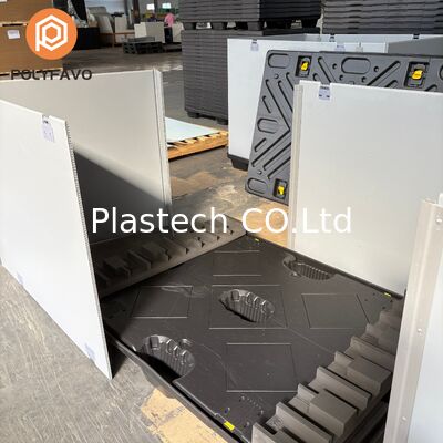 EVAライニング付き折りたたみパレットボックス、2つのCタイプコーミングパネルスプライスデザイン、プラスチックパレットベース折りたたみスリーブボックス